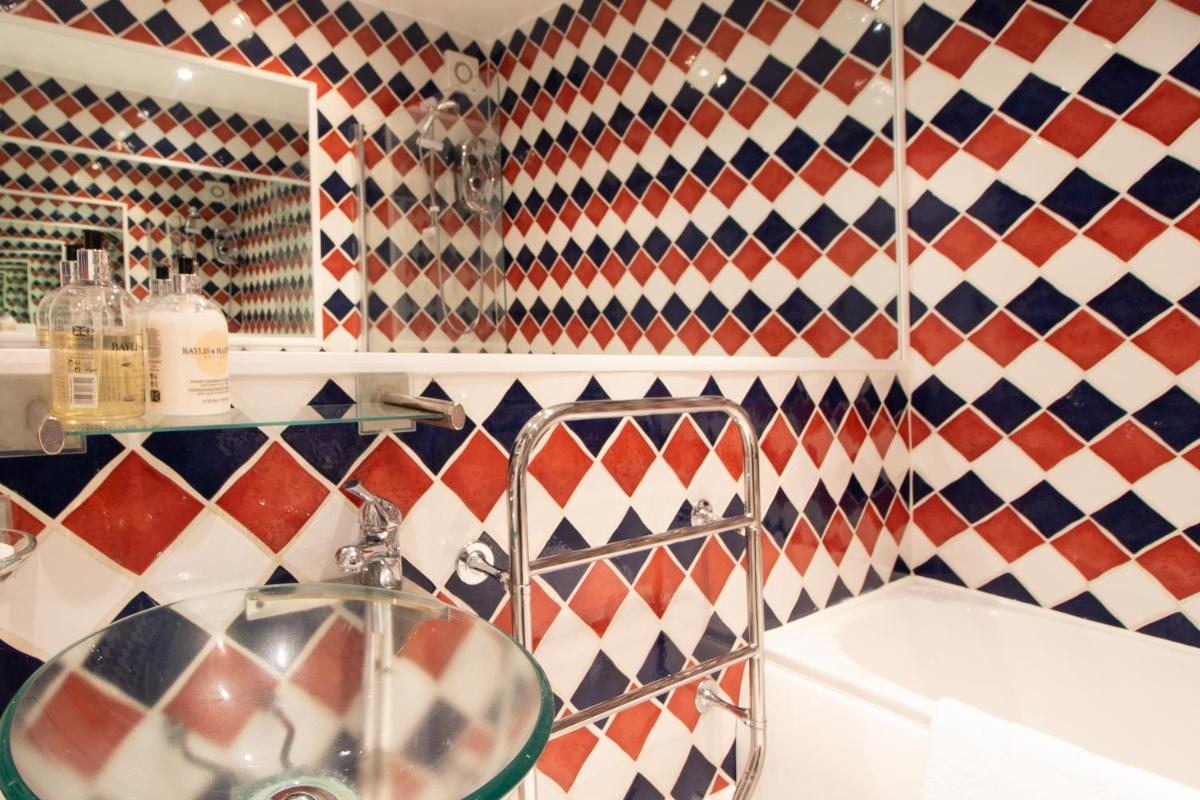 Seaview Regency Apartment - Housity