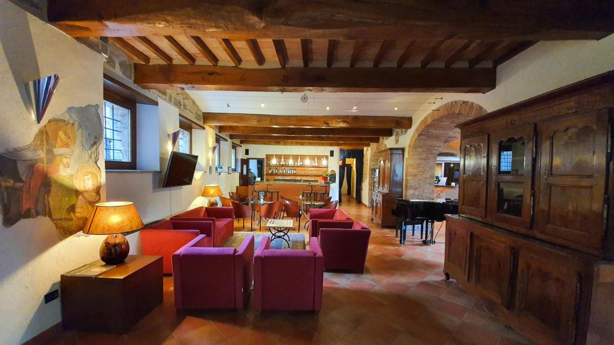 Relais La Corte di Bettona - Housity