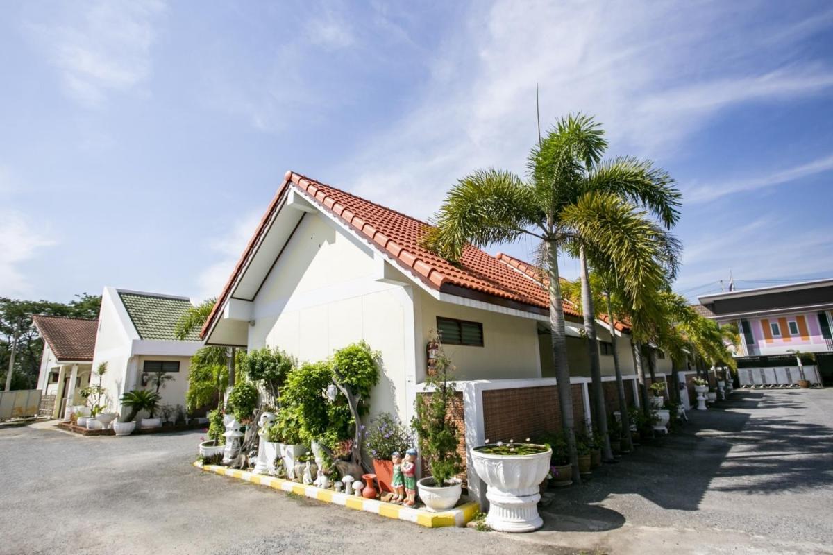 Bualuang HOTEL - Housity