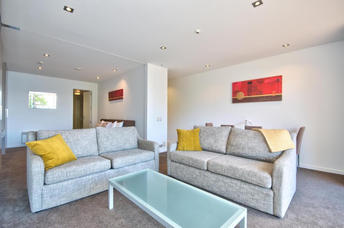 Lakes Edge Apartment - Housity