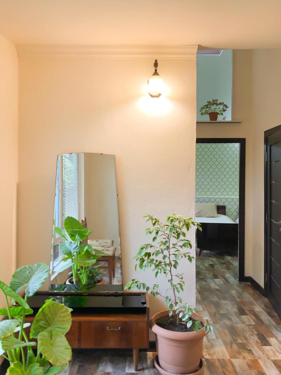 Otevan Guest House - Housity