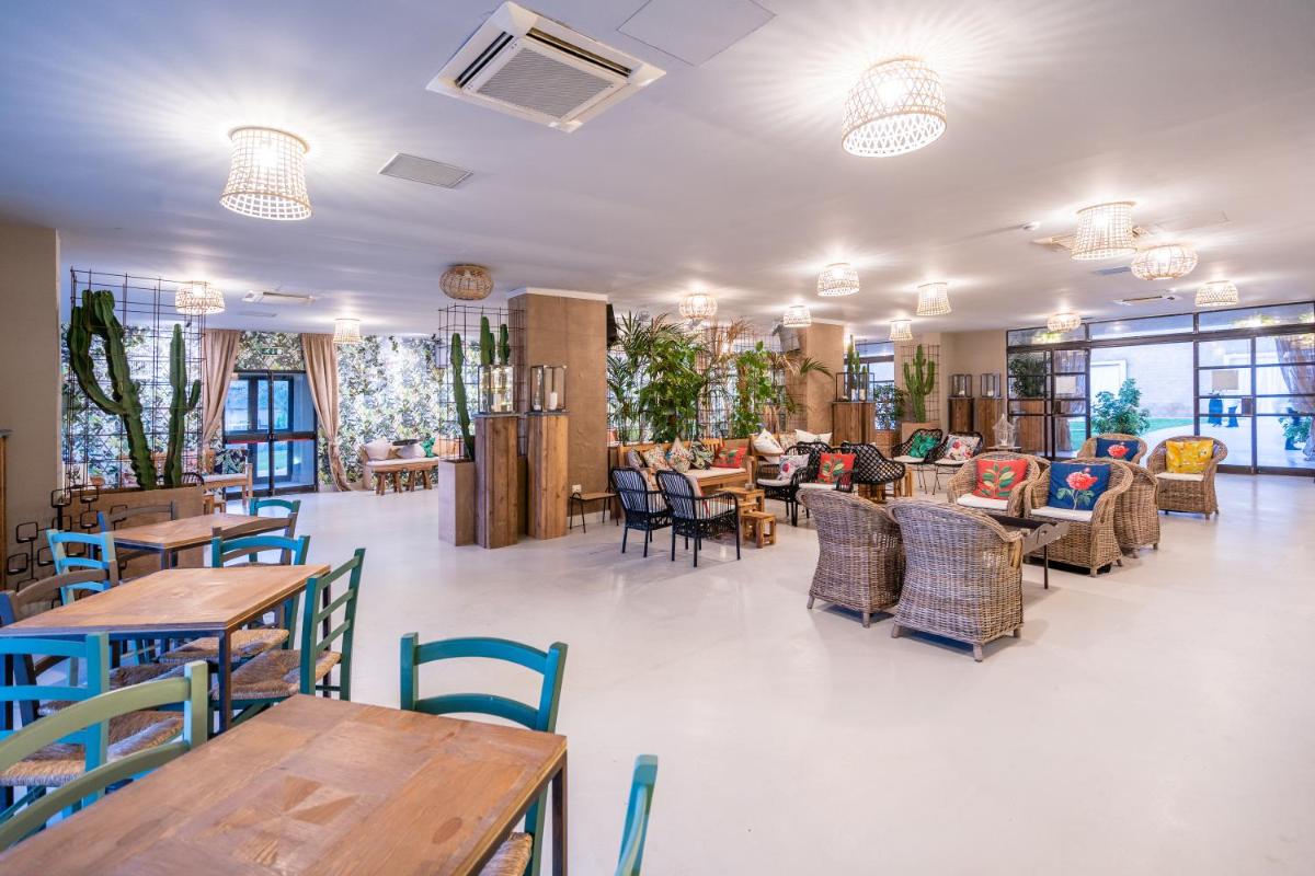 Capo Peloro Hotel - Housity