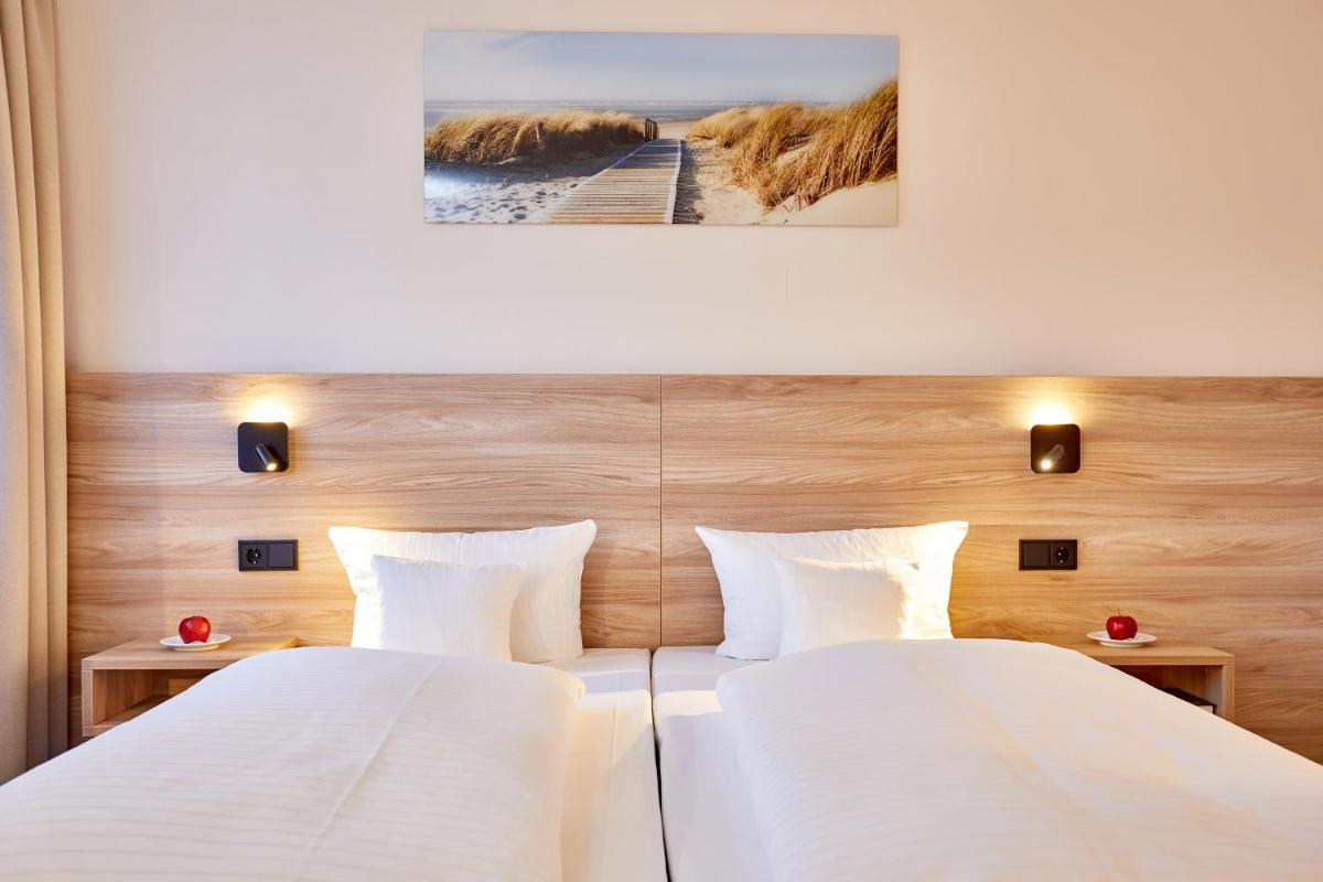 Hotel Linderhof - Housity