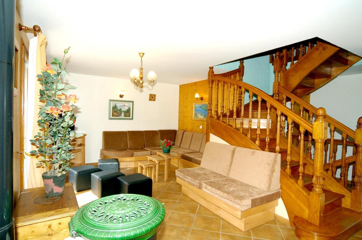 Chalet Authentique Praranger Jacuzzi - Housity