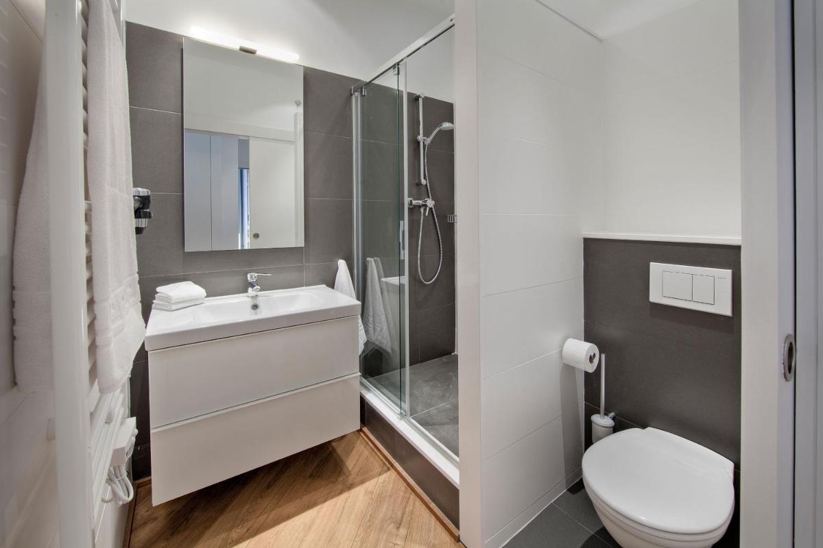 Habitat Apartments Rambla Deluxe - Housity
