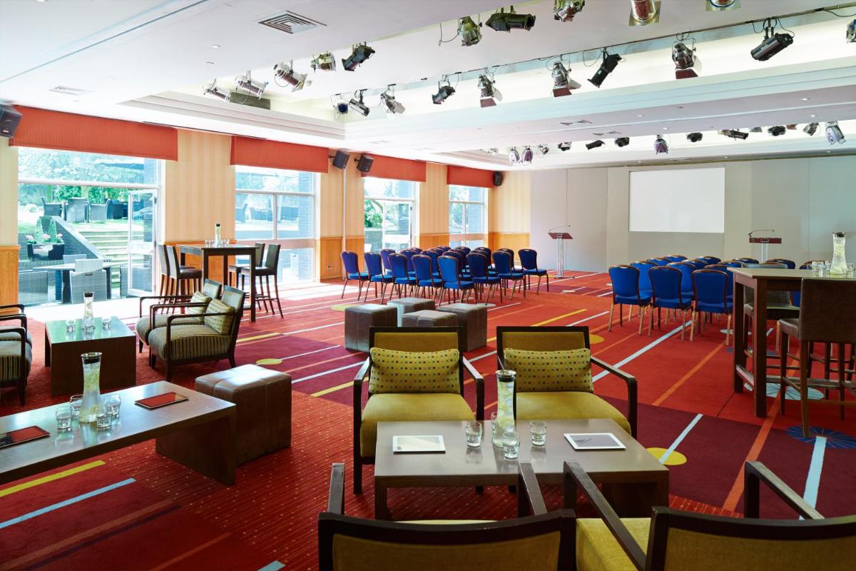 Grand Hotel Gosforth Park - Housity