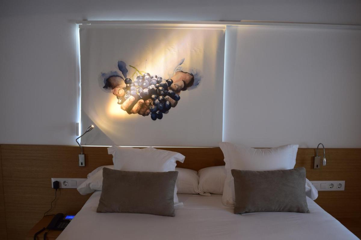 Hotel Nande - Housity
