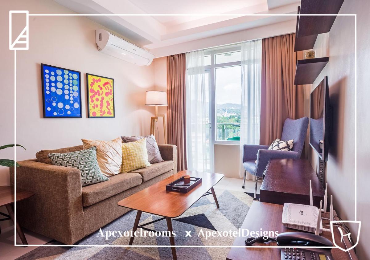 Ayala Apartment Airy Curated Cebu Home - Housity