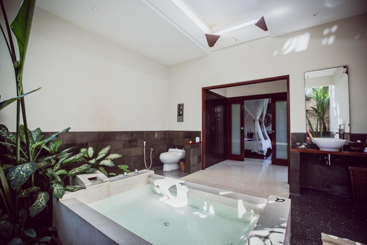 Aria Exclusive Villas & Spa - CHSE Certified - Housity