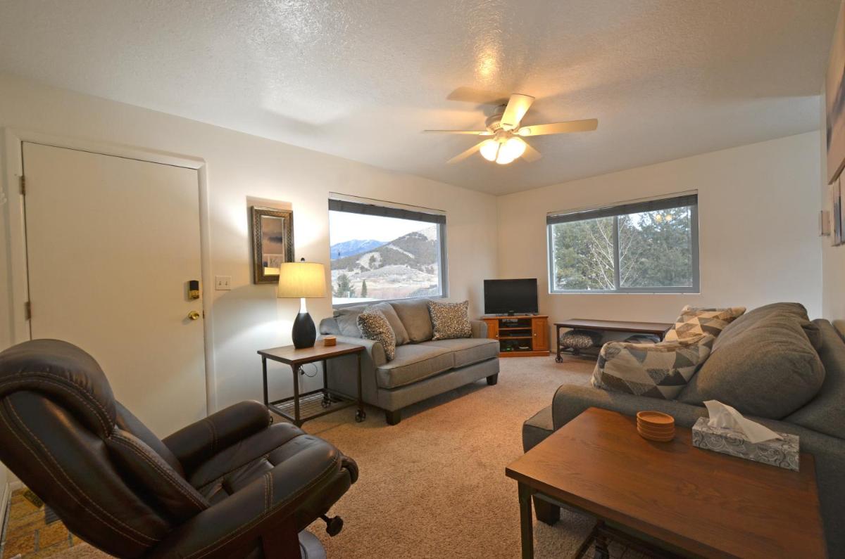 Top of the Town Vacation Home Rental - Housity
