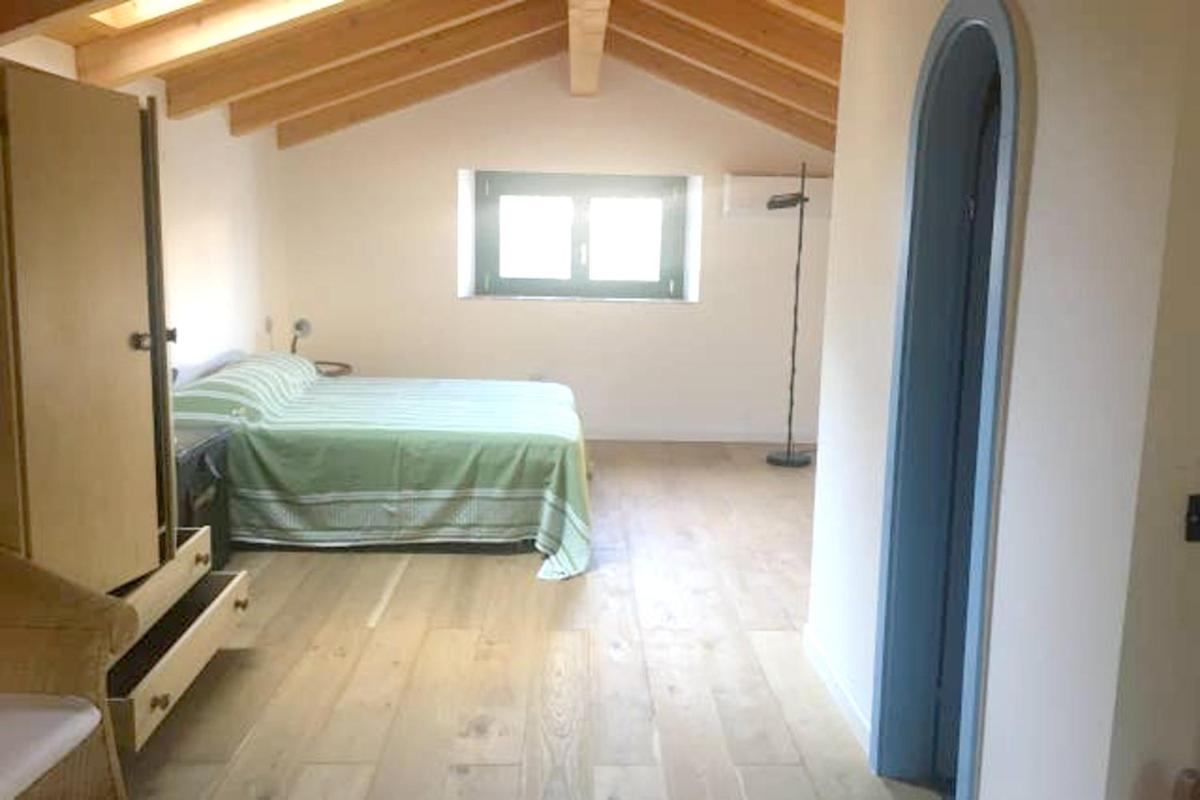 Comfy house in Crotone fenced garden - Housity