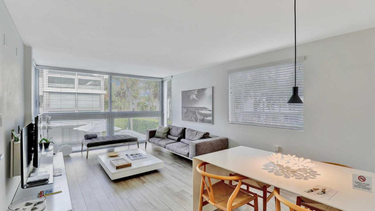 Suitetrails - Beach Haus Key Biscayne Contemporary Apartments