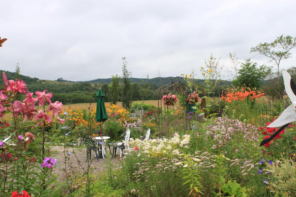 Farm Inn Tsurui - Housity