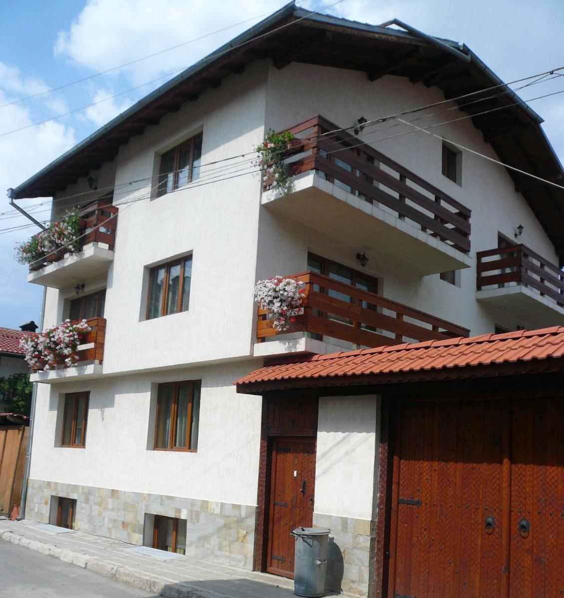 Guest Rooms Vachin - Housity