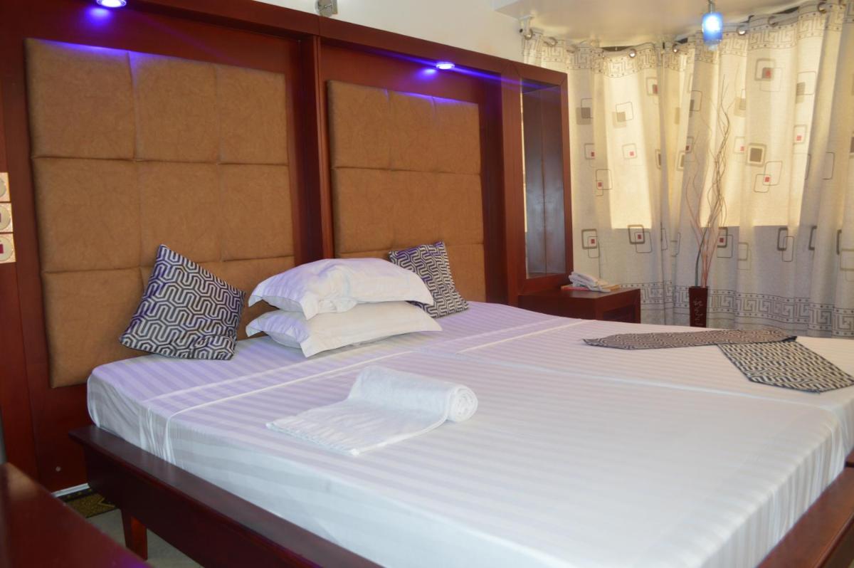 New Popex Hotel - Housity