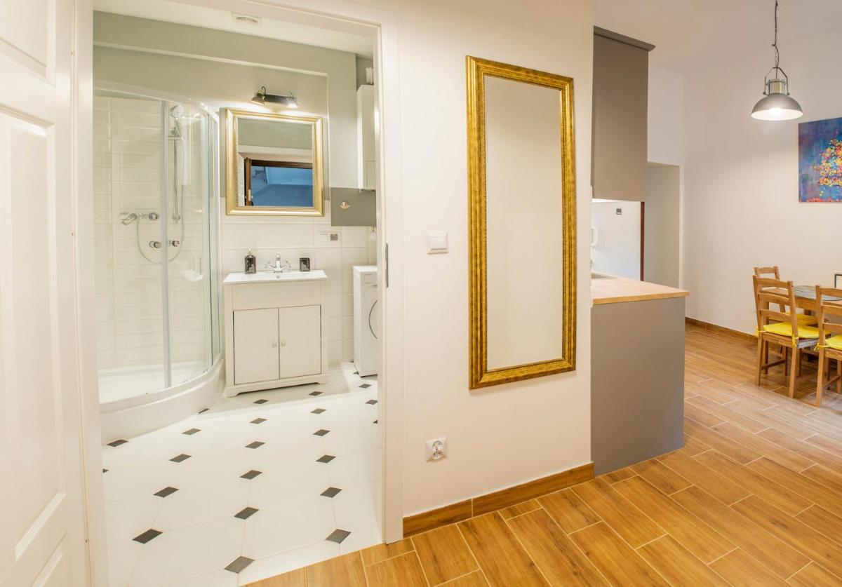 Apartamenty Kamienica Rzeszów - Housity