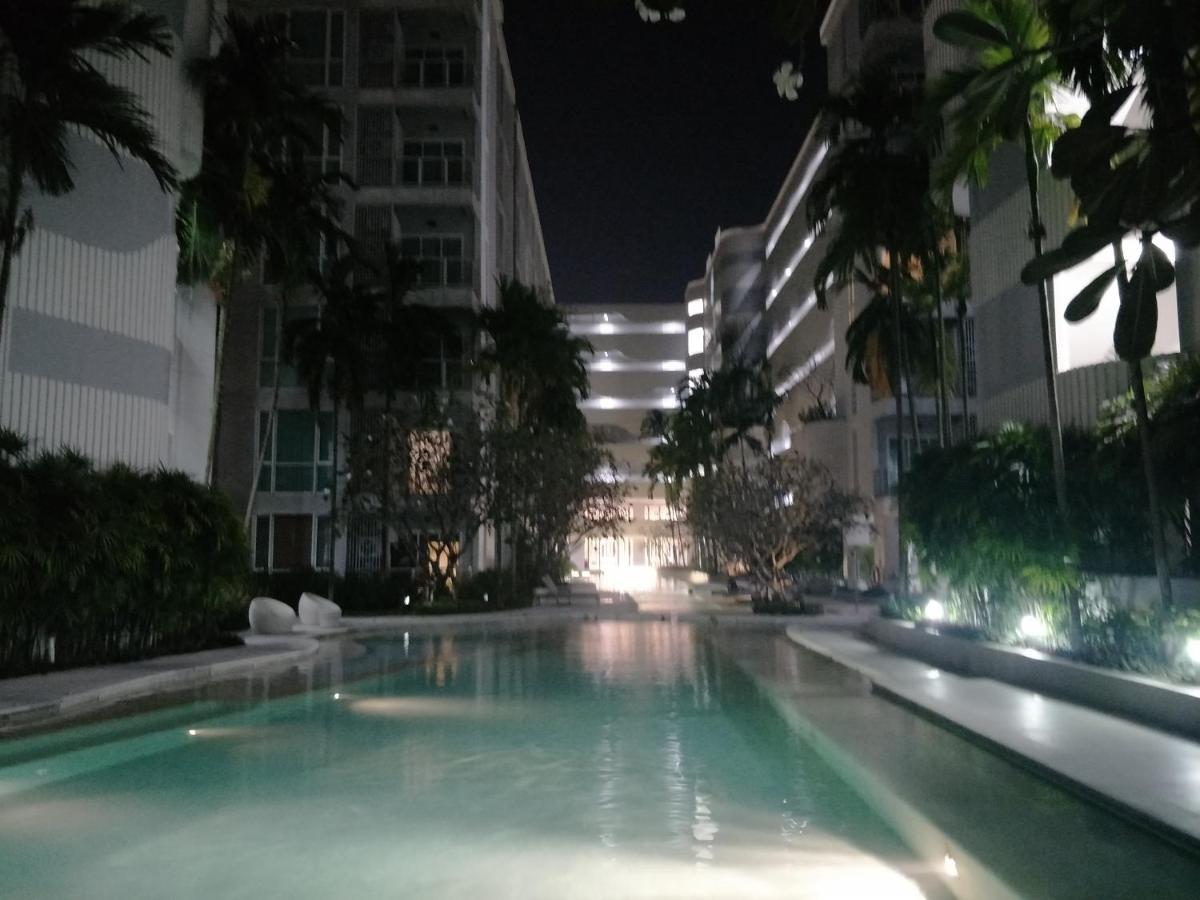 The BASE DOWNTOWN - Housity