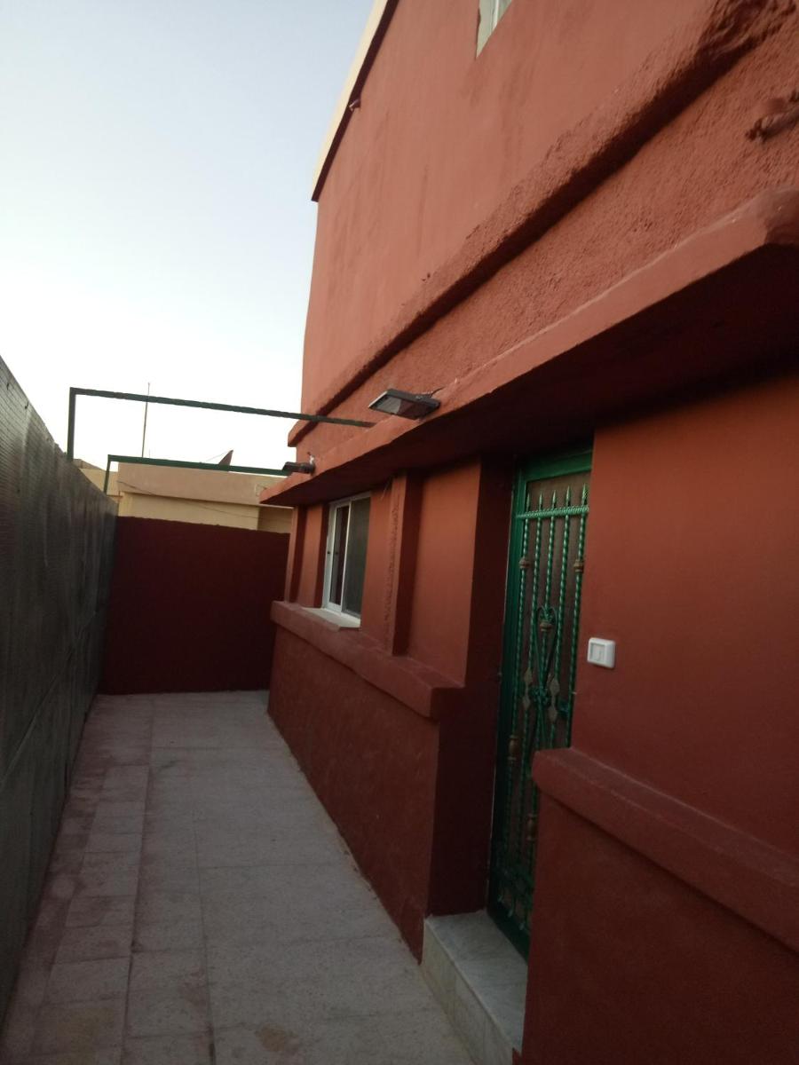 Happy Night Hostel - Housity