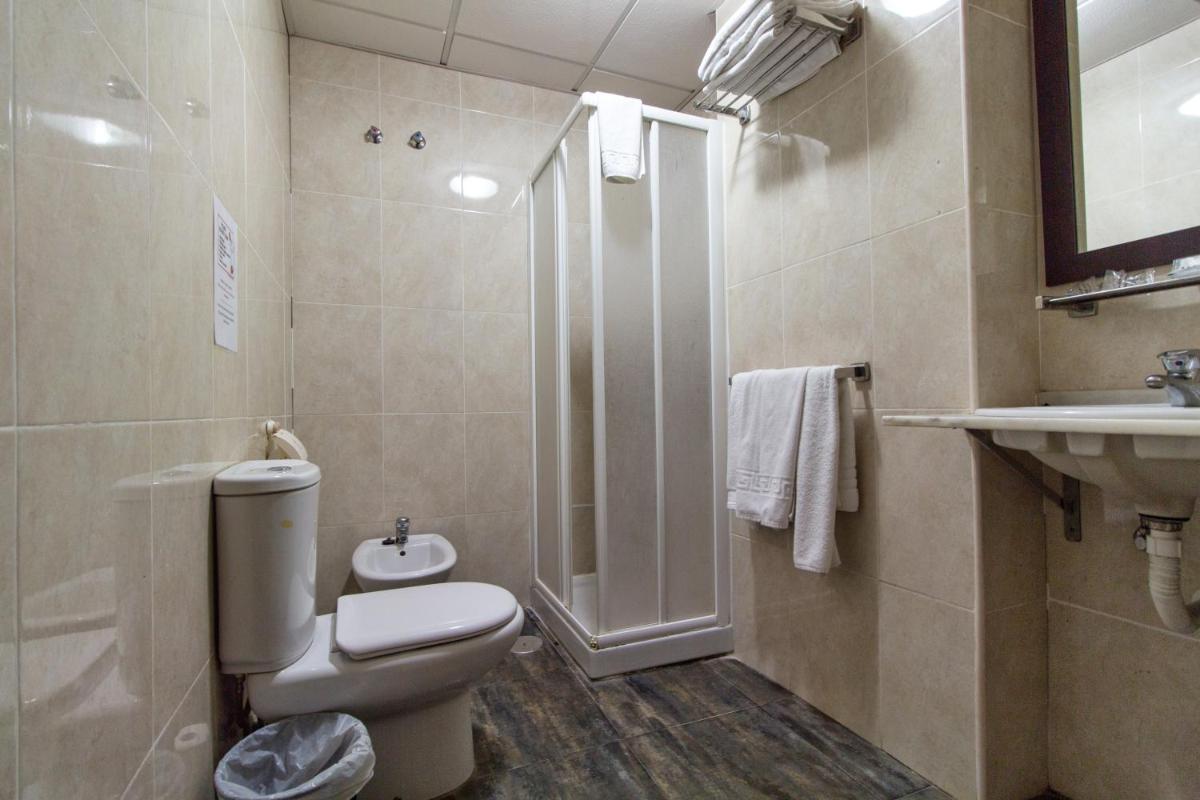Nch Hotel Torremolinos - Housity