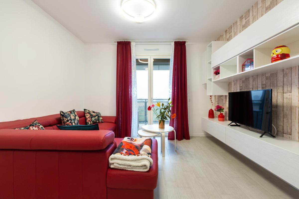 Fiera Milano Flat with Garage - Housity