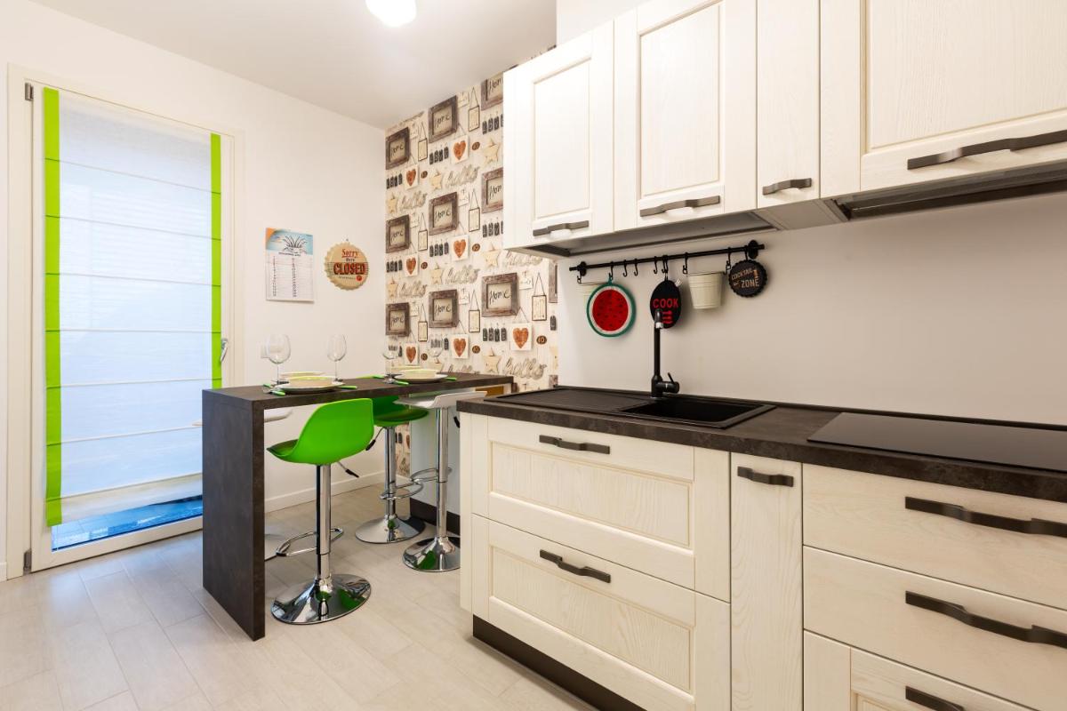 Fiera Milano Flat with Garage - Housity