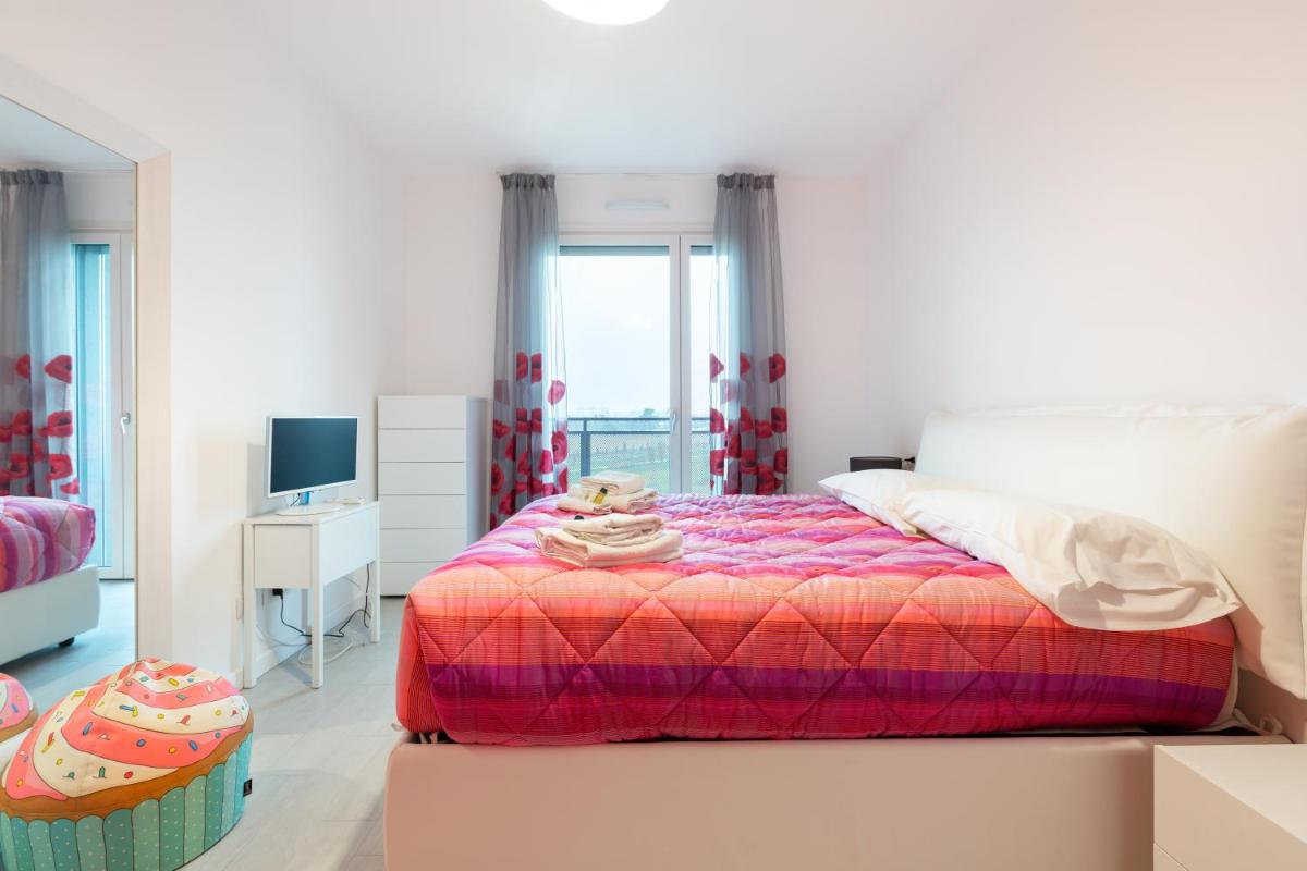 Fiera Milano Flat with Garage - Housity
