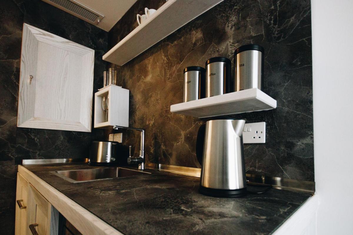 Valletta Collection - Ordinance Suites - Housity