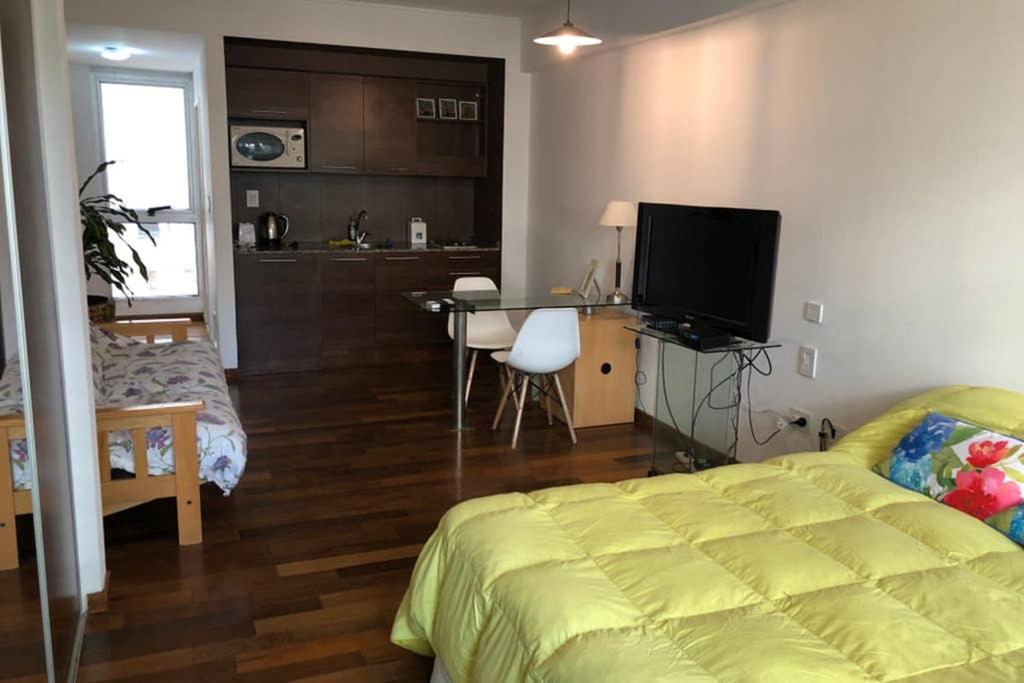 Fabulous Studio! Sanatorio Británico, Río y más. - Housity