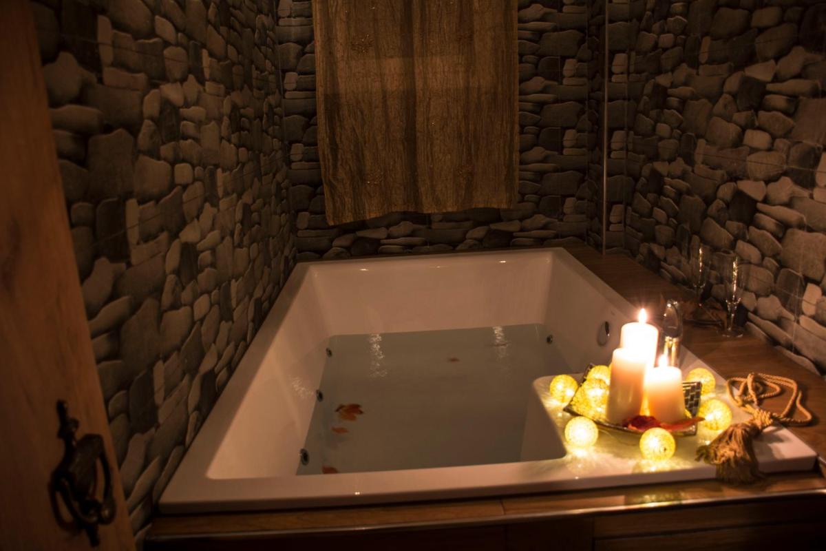 Dharma Luxury & Spa Apartment - Housity
