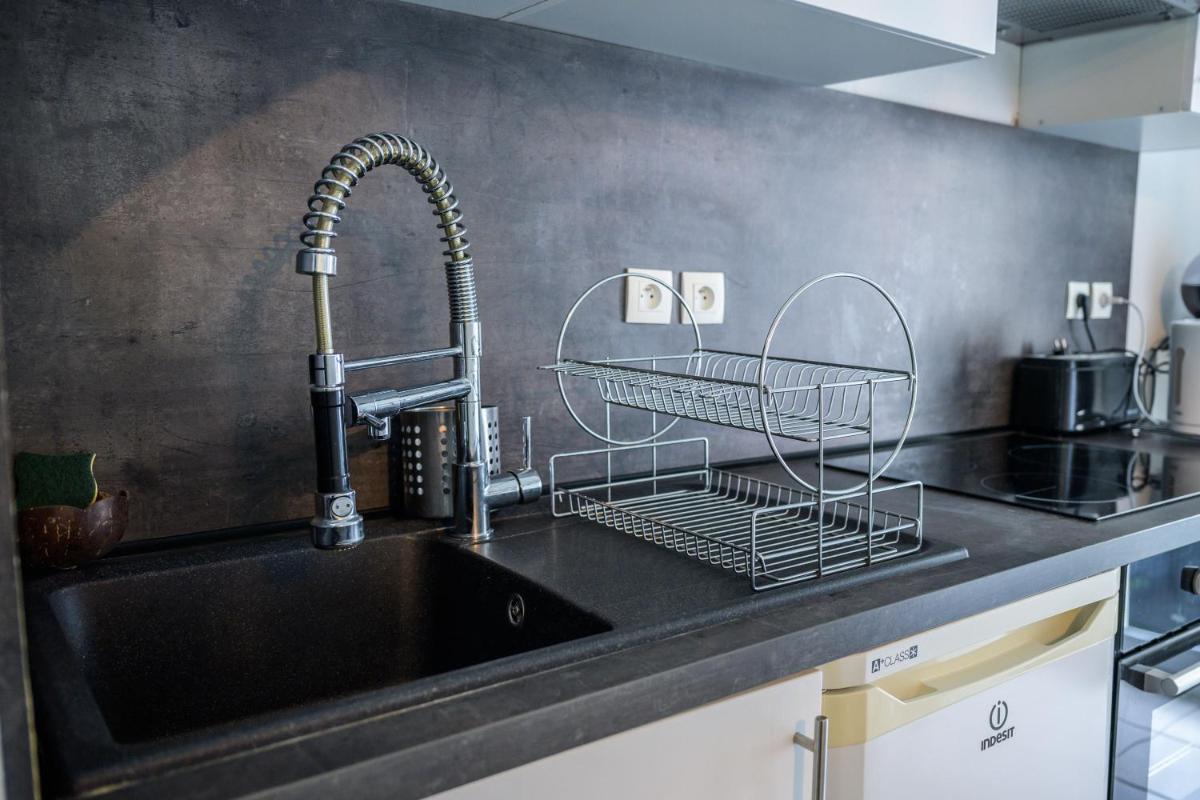 TOULOUSE premium appartement Parking Tramway Wifi Charmant - Housity