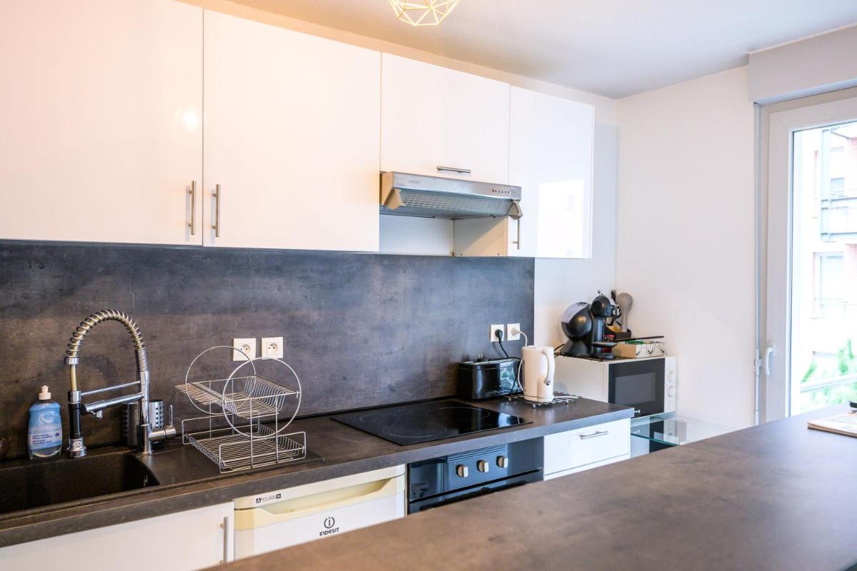 Suitetrails - TOULOUSE premium appartement Parking Tramway Wifi Charmant