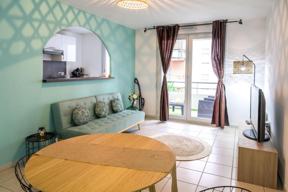 Suitetrails - TOULOUSE premium appartement Parking Tramway Wifi Charmant
