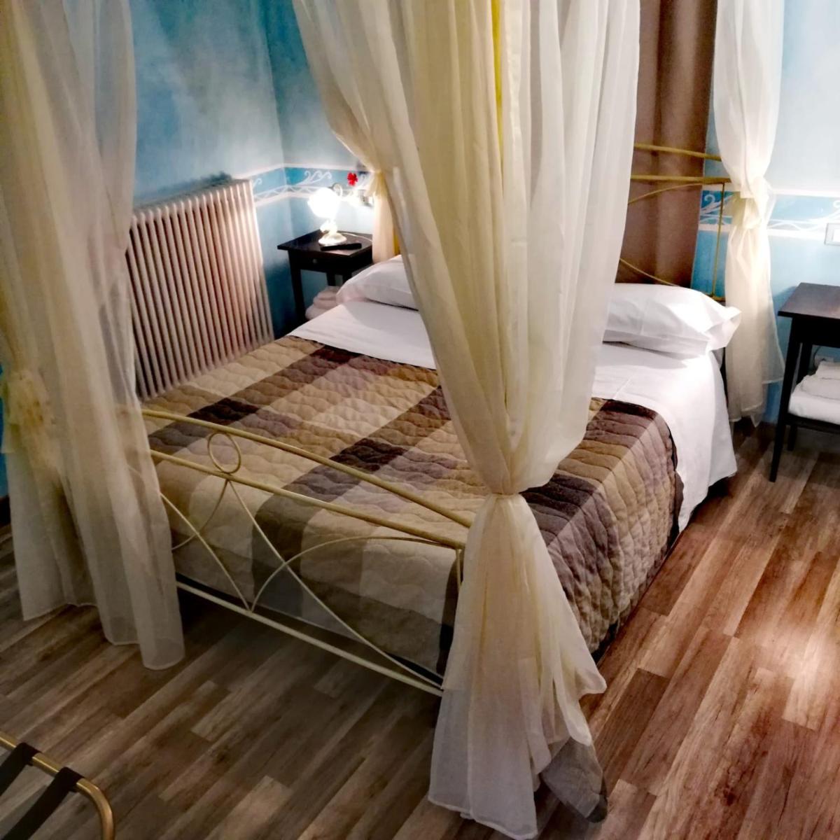 Hotel La Valle dell'Aquila - Housity