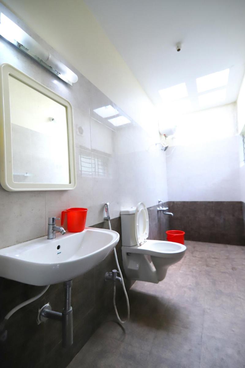 Misty Meadows - Housity