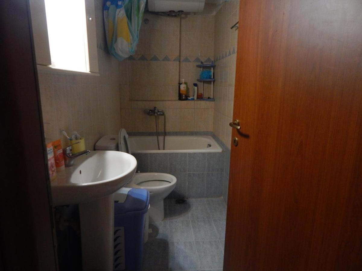 Semelis House - Housity