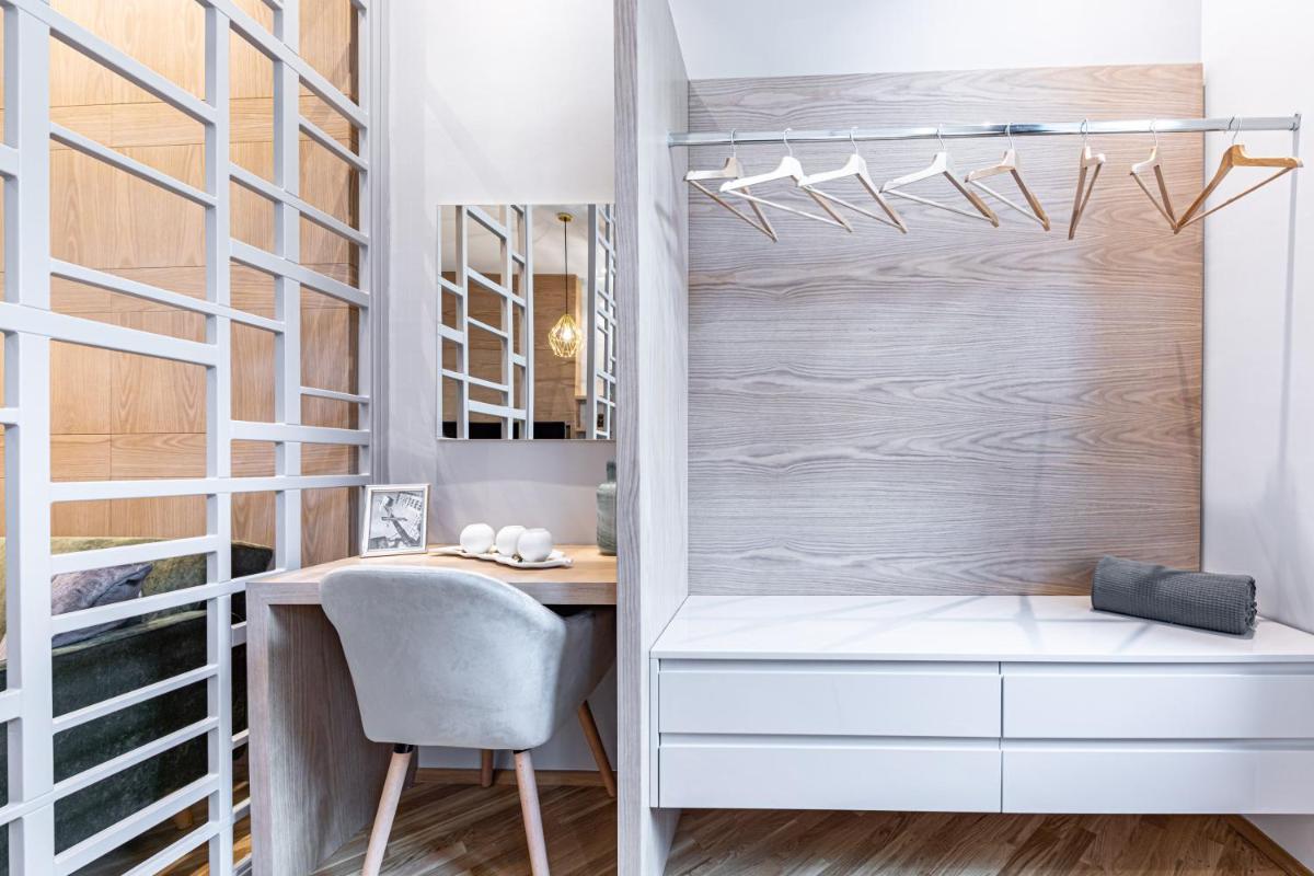 Suitetrails - ZEUS Design Apartments