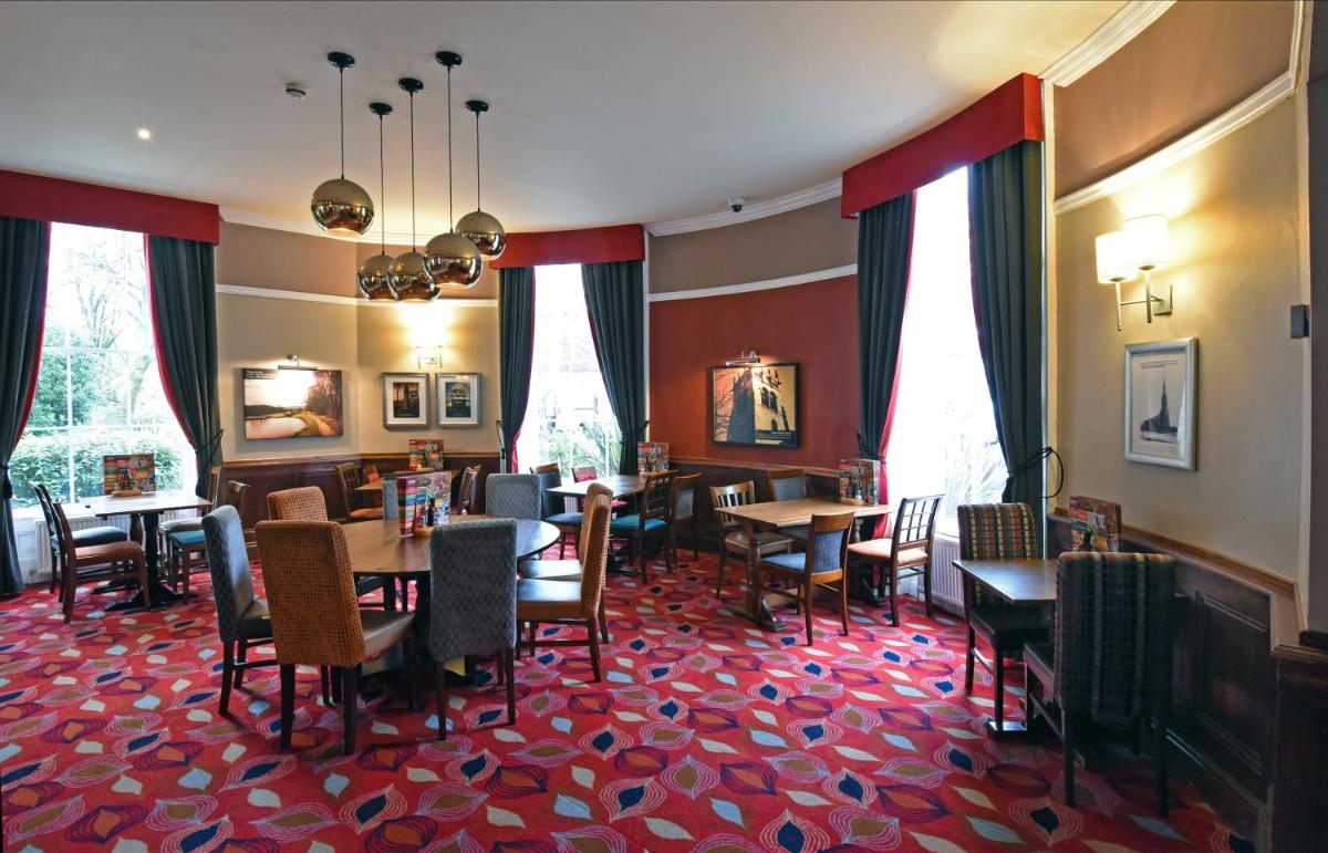 The Mount by Greene King Inns - Housity