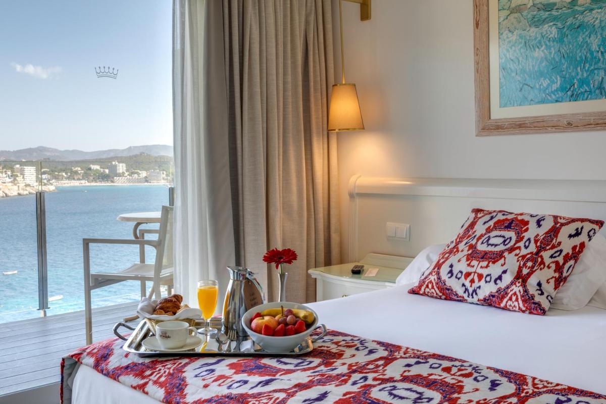 Cama o camas de una habitación en Hotel Coronado Thalasso & Spa