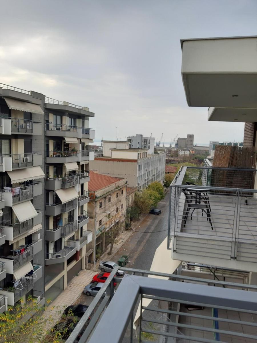 Kosmos Service Apartment OPEN VIEW 2 - Housity