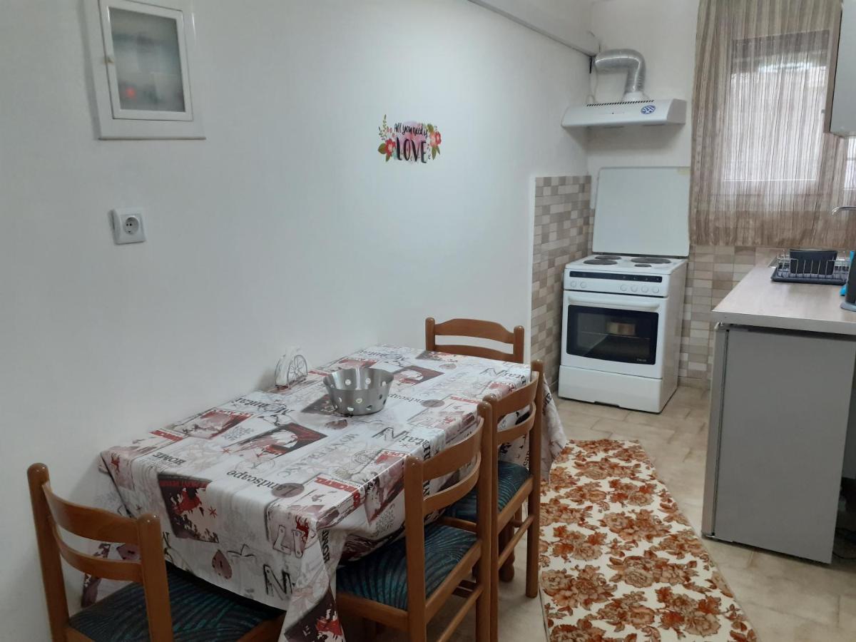 kosta's apartment 2 - Housity