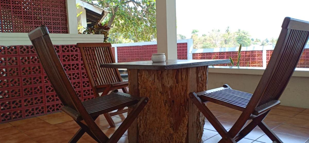 Suitetrails - Bunga Ayu Seaside Resort