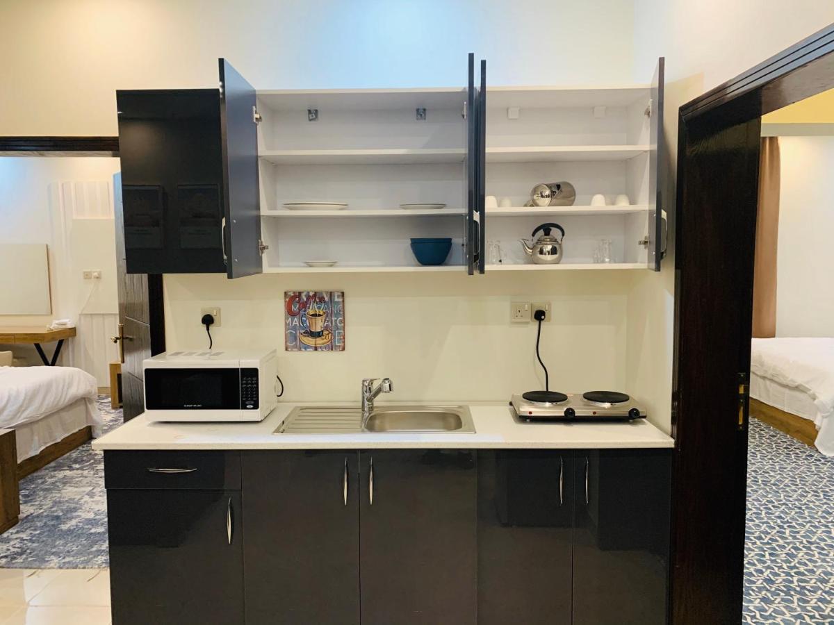 Lova Suites - Housity
