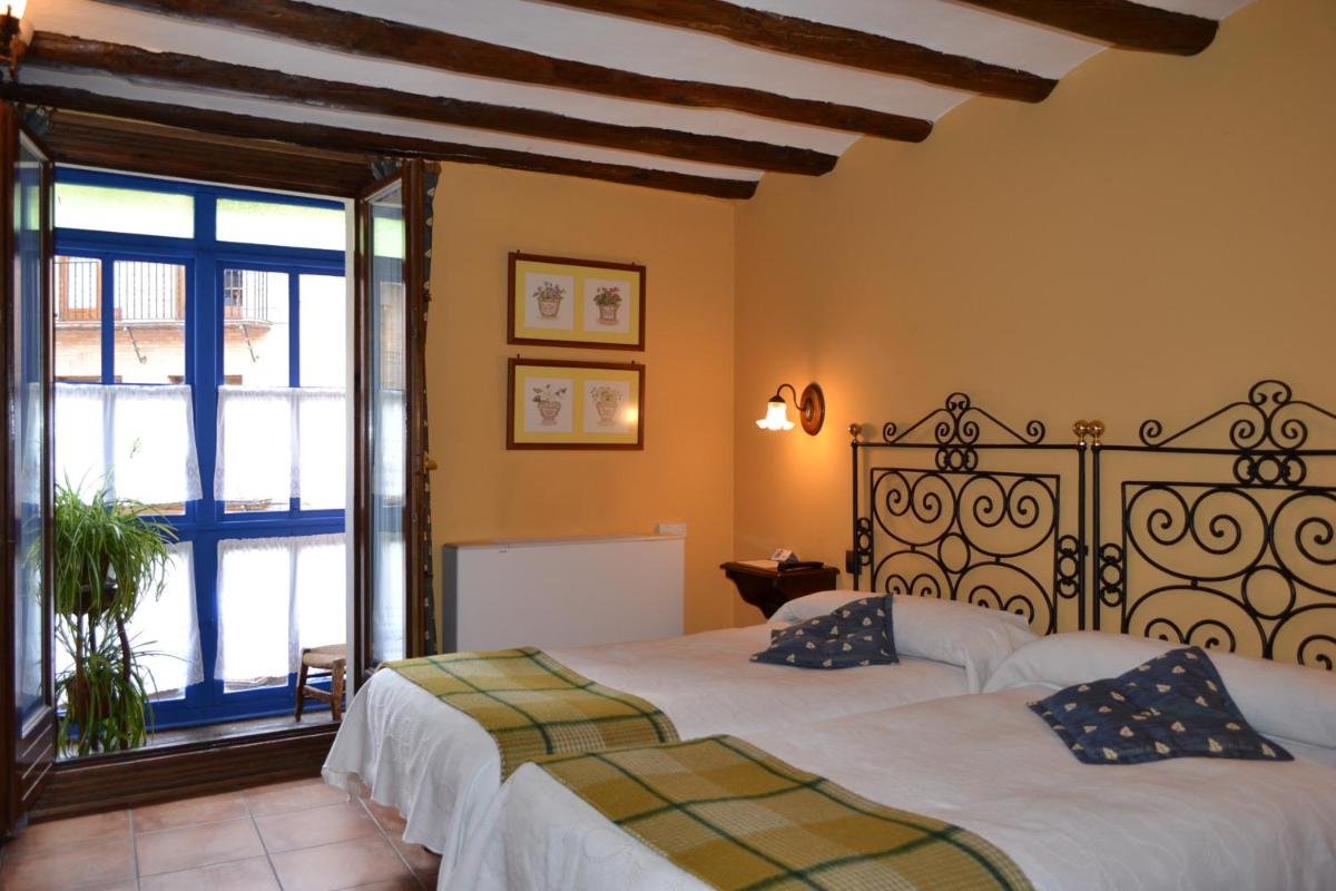 Suitetrails - Hostal Santa Agueda