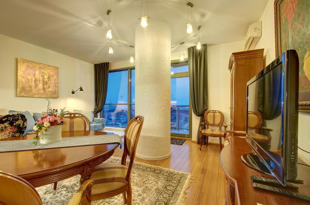 Suitetrails - Helios 19 Luxury Vilnius Apartment