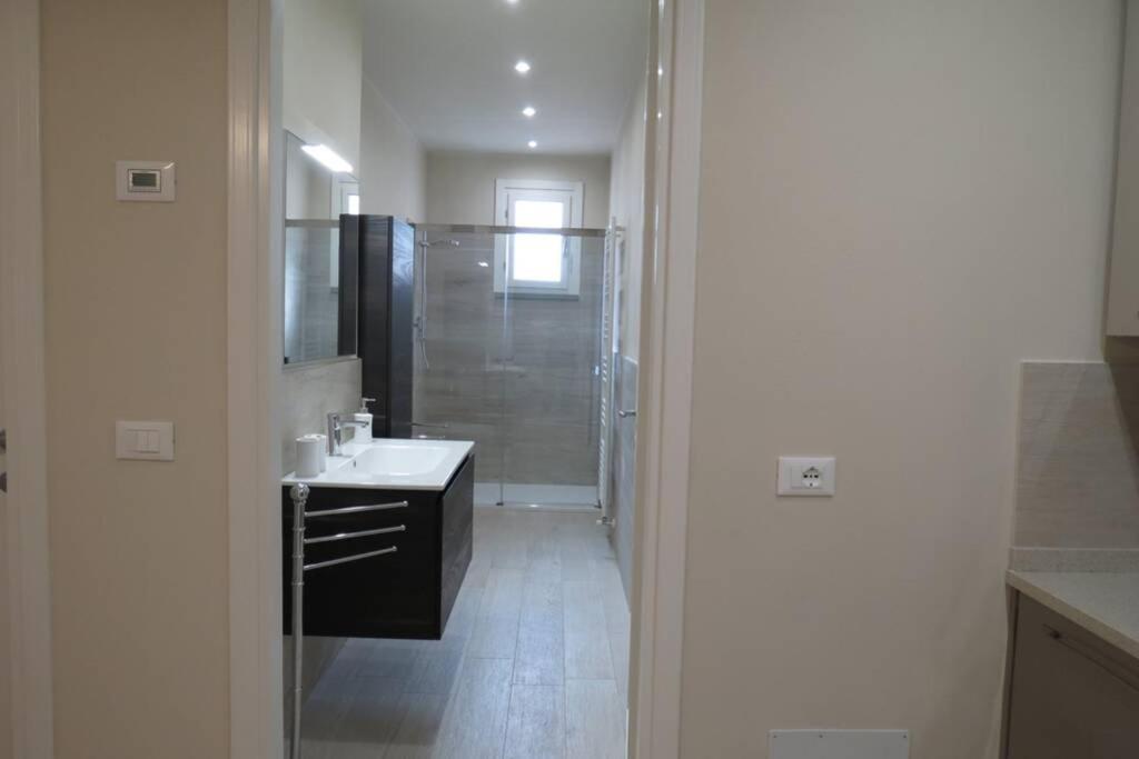 lucio's apartment parcheggio privato - Housity