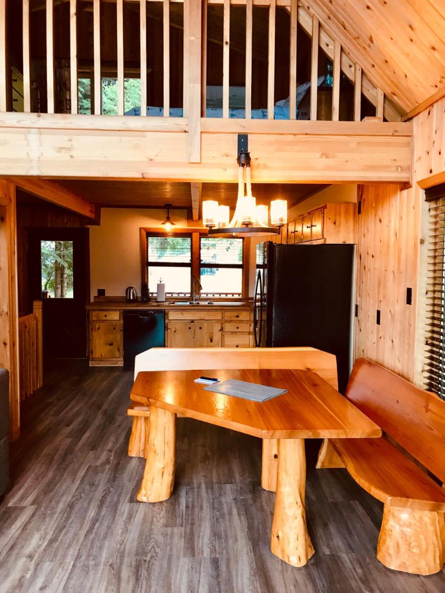 Brown's Bay Resort - Housity