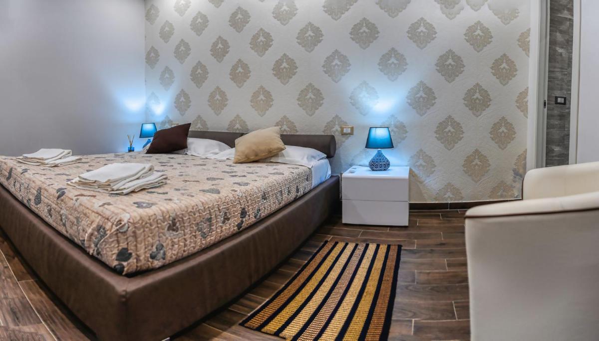 Tribunale Basement Apartment - Housity