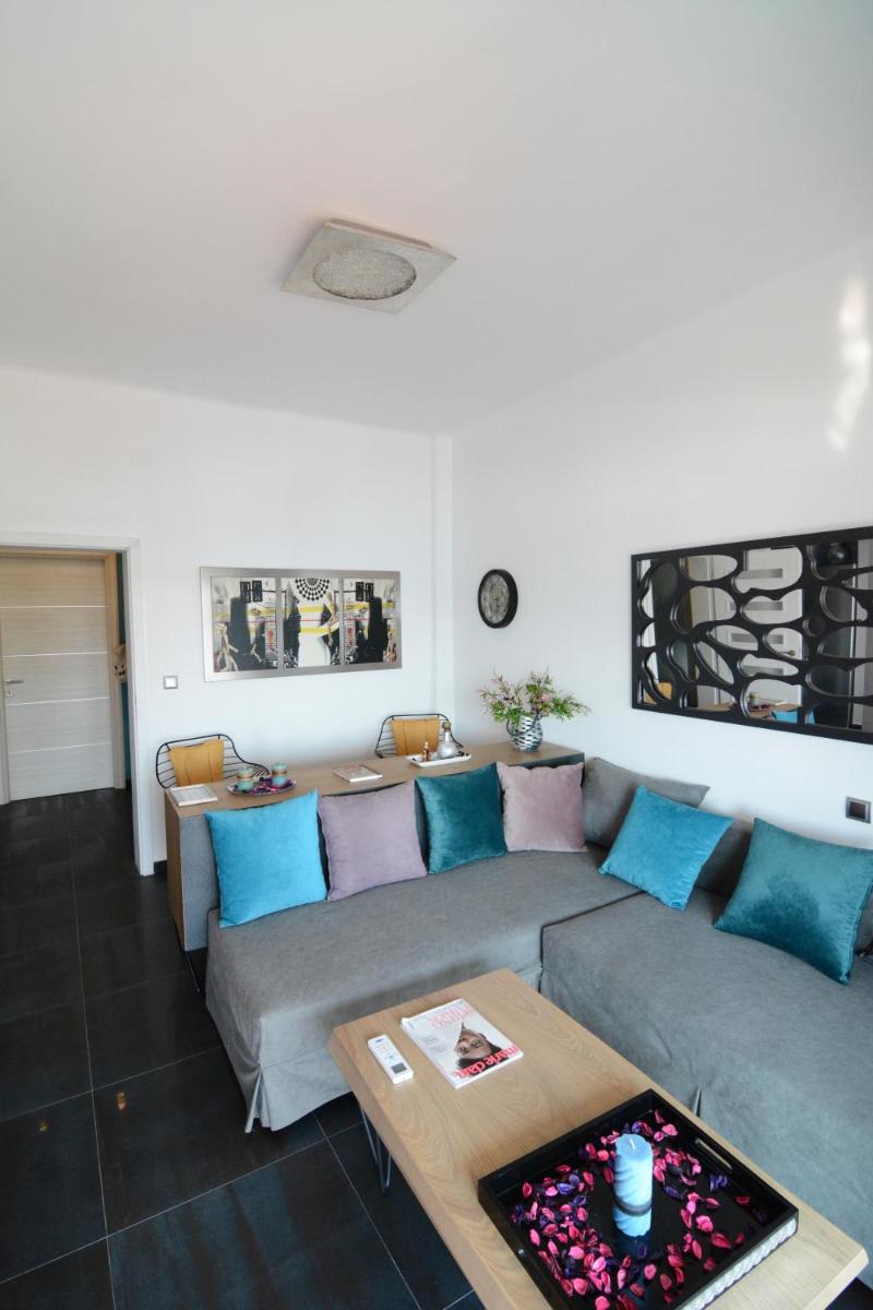Suitetrails - Kavala marina view studio