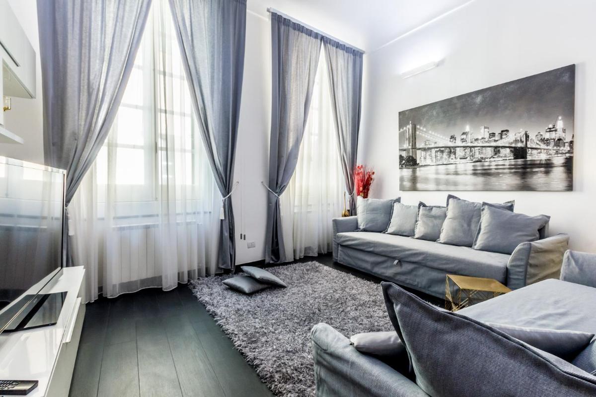 Elegant House Via Pia - Housity