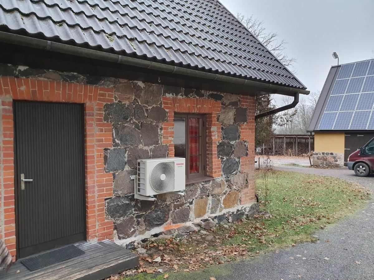 Äksi Külalistemaja - Housity